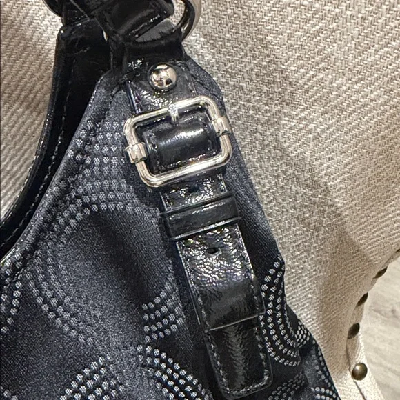 Coach Maggie Signature Optic canvas Link Chain Black/Gray Handbag Shoulder Bag - Picture 11 of 12